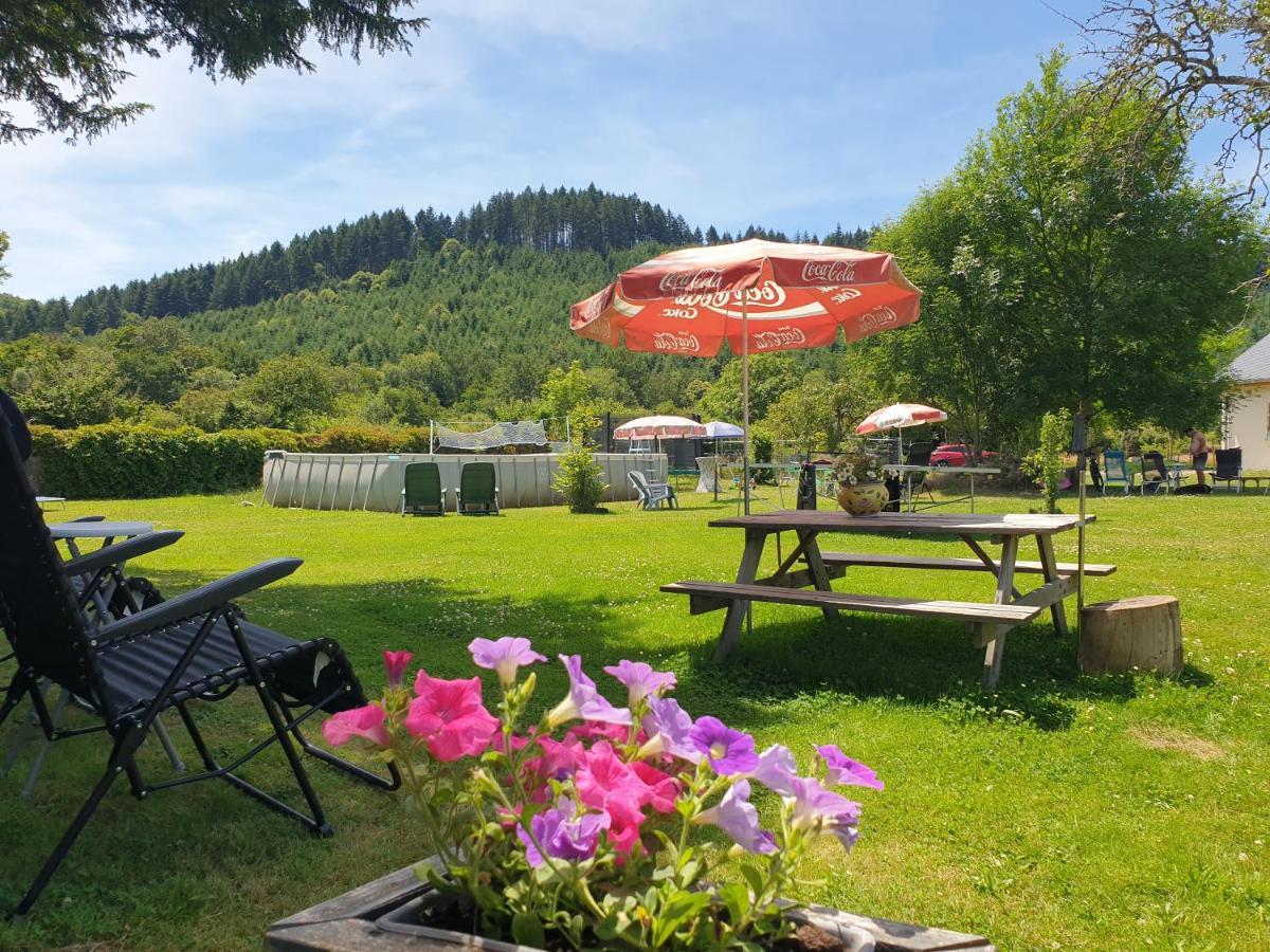 De Oude Pastorie Bed and Breakfast La Celle-En-Morvan Exteriör bild