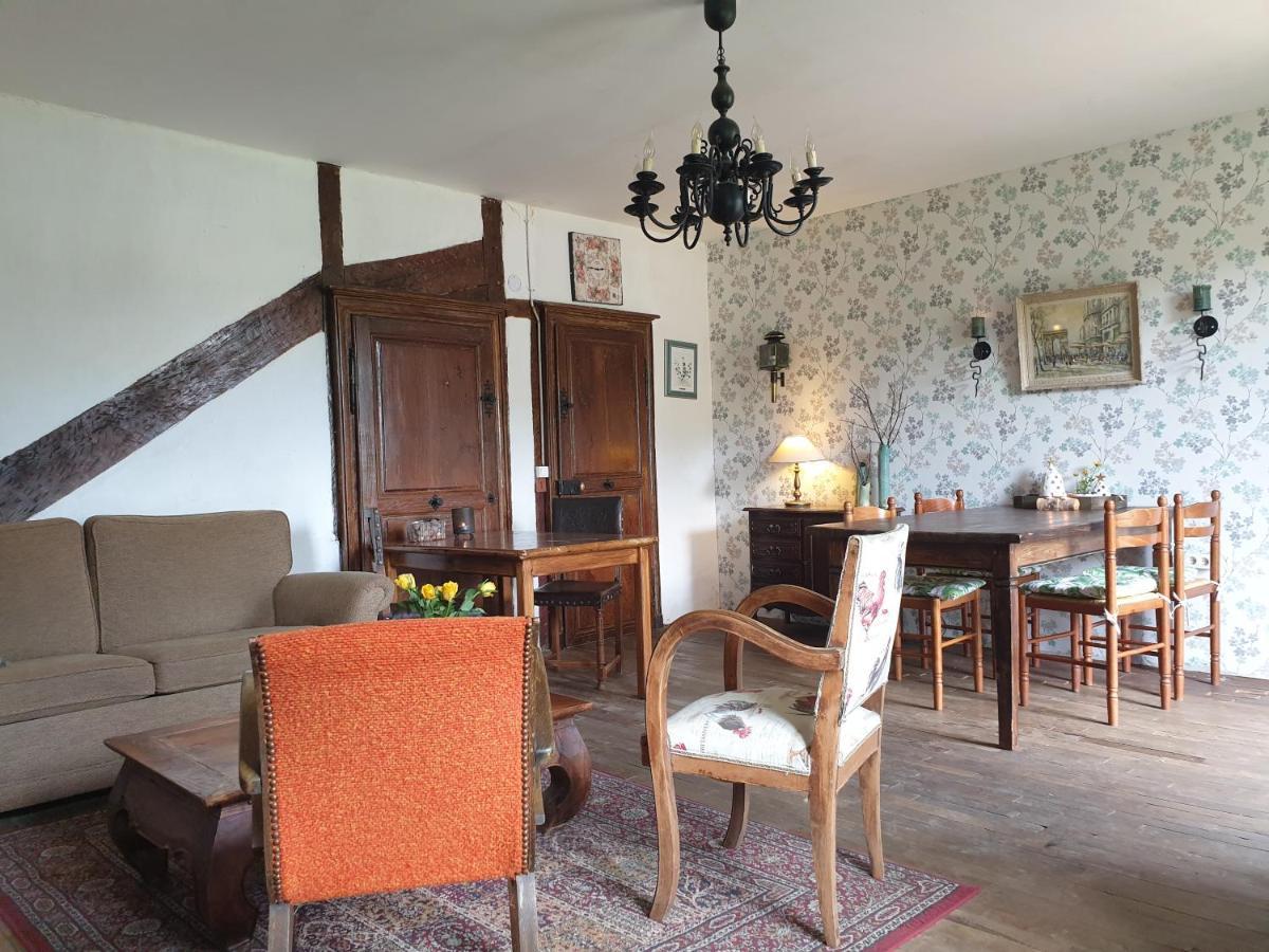 De Oude Pastorie Bed and Breakfast La Celle-En-Morvan Exteriör bild
